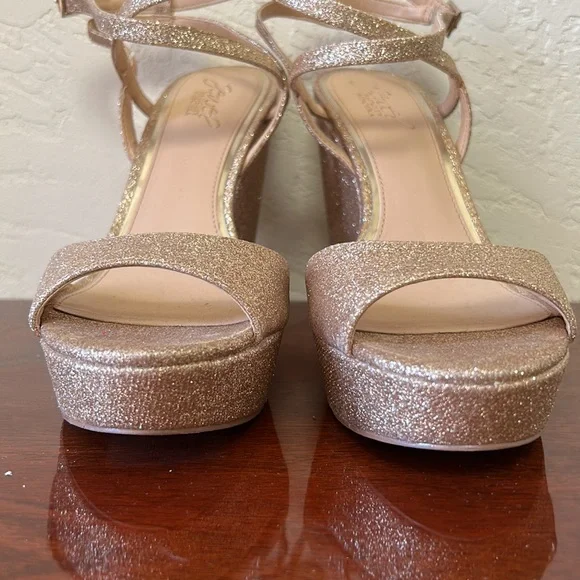 Badgley Mischka gold glitter wedges, size 7.5, EUC - Picture 2 of 9